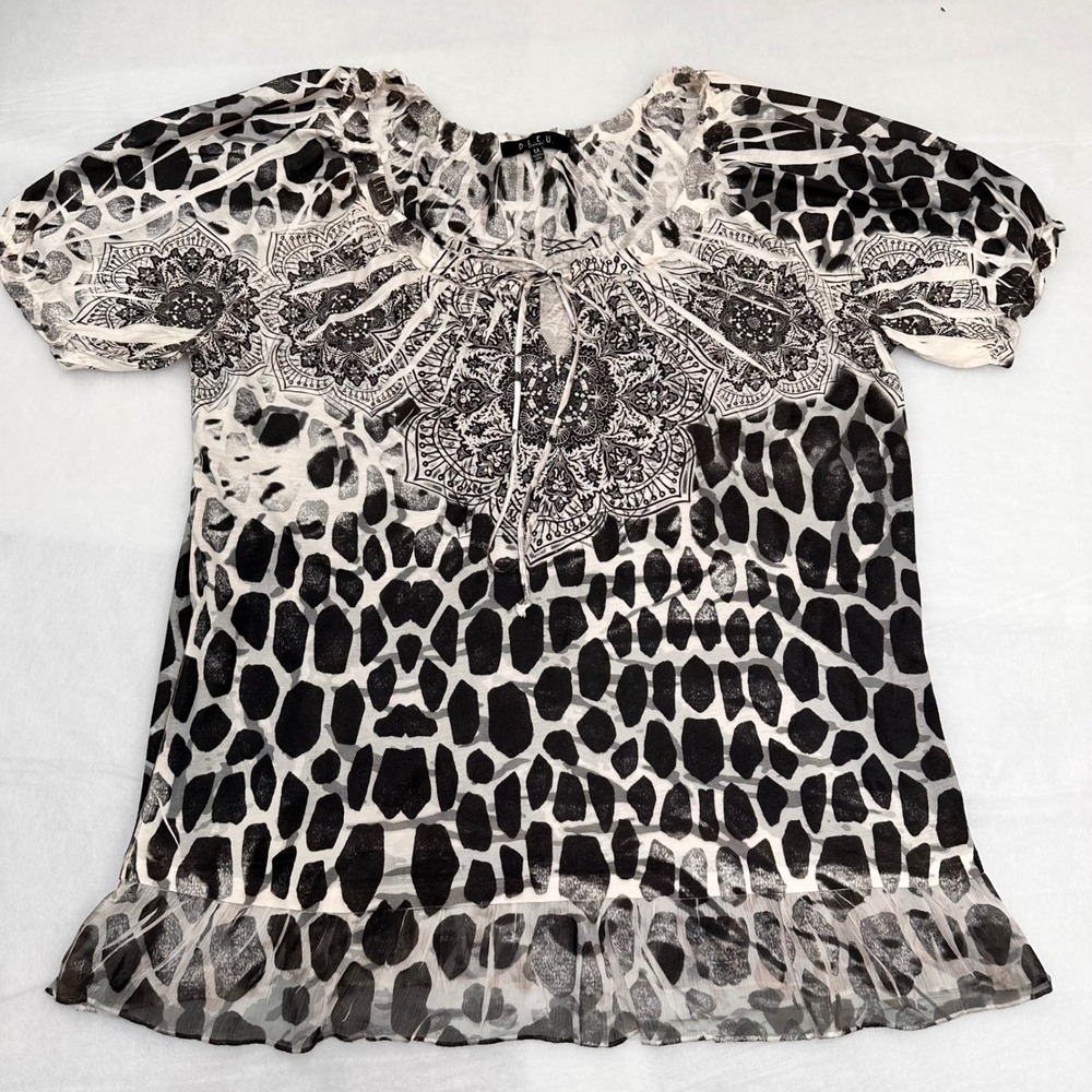 BLEU Woman Mixed Animal Mandala Print Ruffle Blouse Black White 1X